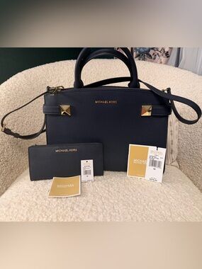 Michael Kors Navy Saffiano Leather Karla Satchel & Jet Set Travel Wallet Set ✨